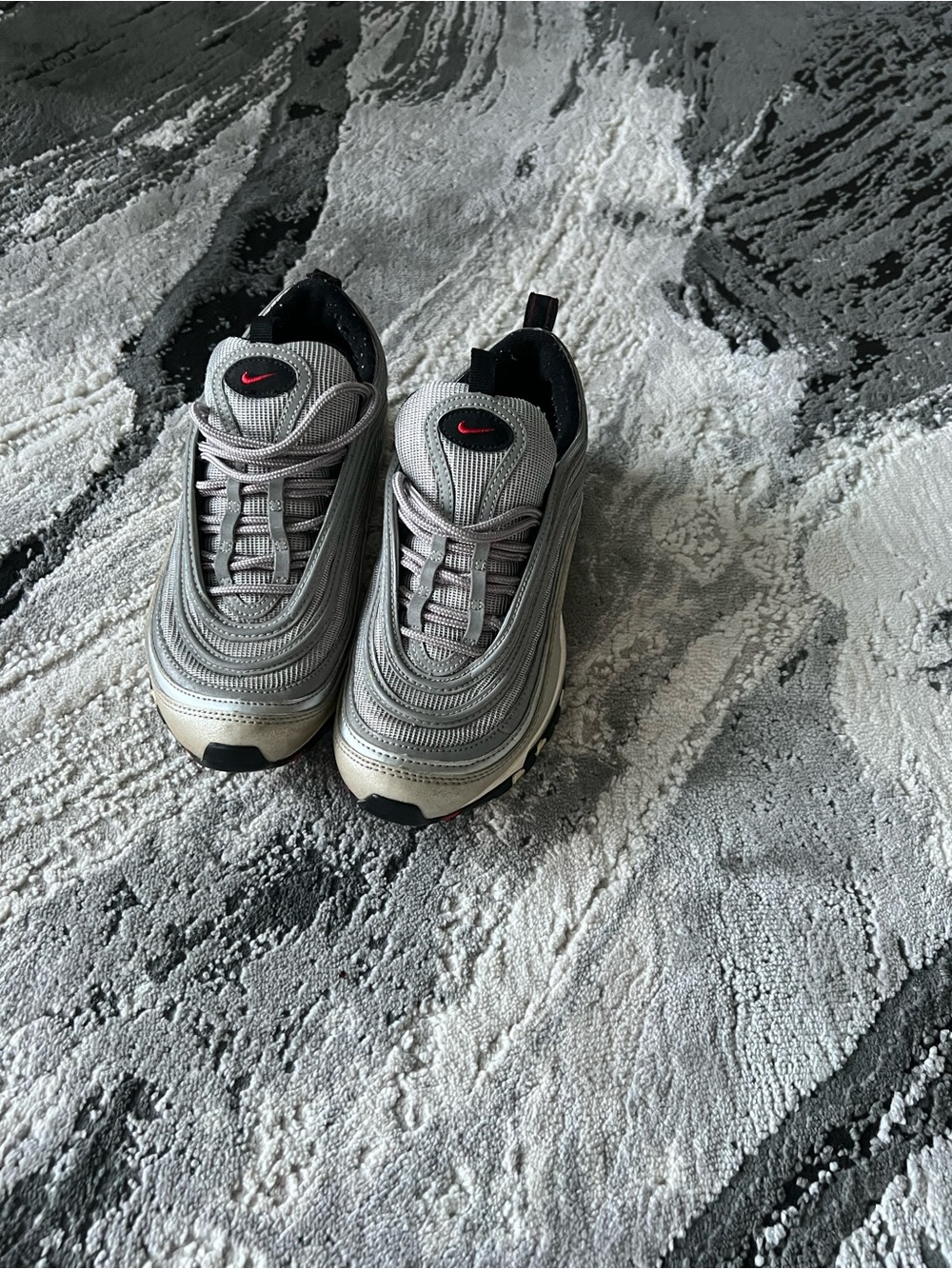 Nike Men’s Grey Sneakers with Red Swoosh Accent